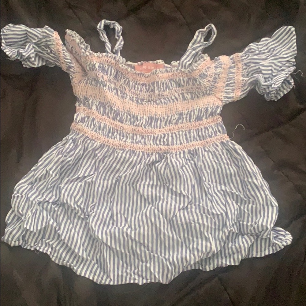 Off the shoulder